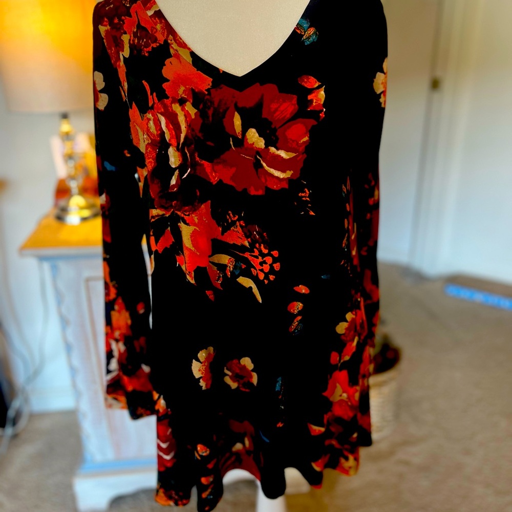 NWT Popyoung Blouse. Size L.